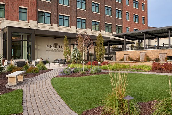 Maxwells On The Green in Muscatine